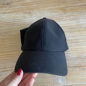 Lululemon baseball hat